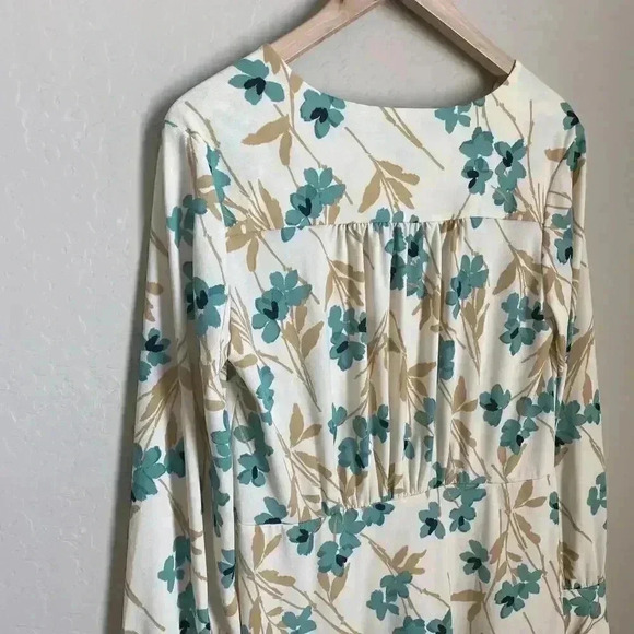 H&M Floral Long Sleeve Dress Size Medium - Picture 12 of 14